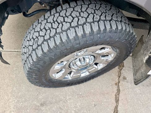 Certified 2023 Ford F350 Lariat w/ Chrome Package image 38