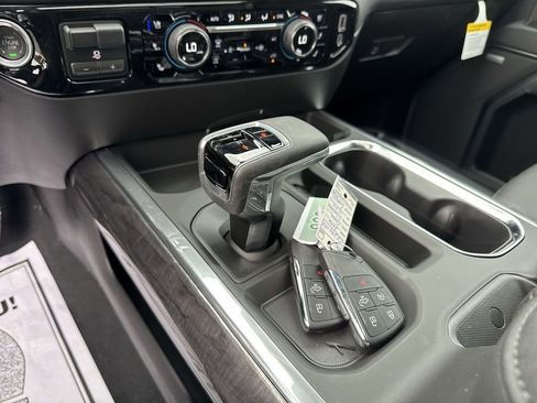 New 2026 Chevrolet Silverado 1500 LTZ w/ LTZ Premium Package AWD/4WD image 20