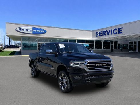 Used 2024 RAM 1500 Limited AWD/4WD image 2