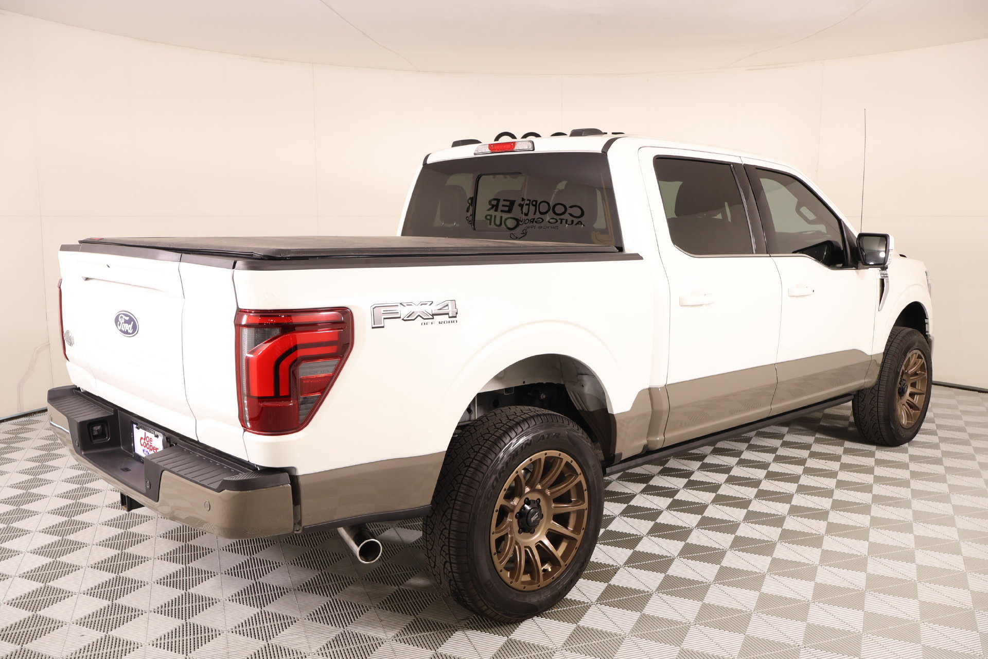 Used 2025 Ford F150 King Ranch w/ FX4 Off-Road Package AWD/4WD image 23