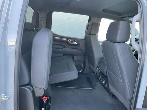 Used 2024 Chevrolet Silverado 1500 LT image 14