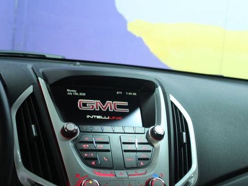 Used 2015 GMC Terrain SLE FWD image 17