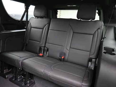 New 2026 GMC Yukon XL Denali w/ Sun & Power Step Package image 13
