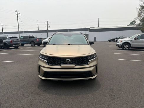Used 2021 Kia Sorento S w/ Panoramic Sunroof Package FWD image 2