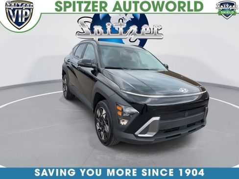 Used 2024 Hyundai Kona SEL image 2