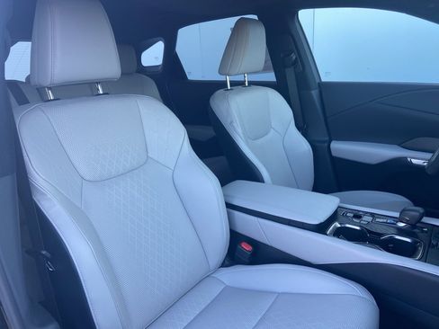 Used 2024 Lexus RX 350 Premium Plus w/ Convenience Package image 5