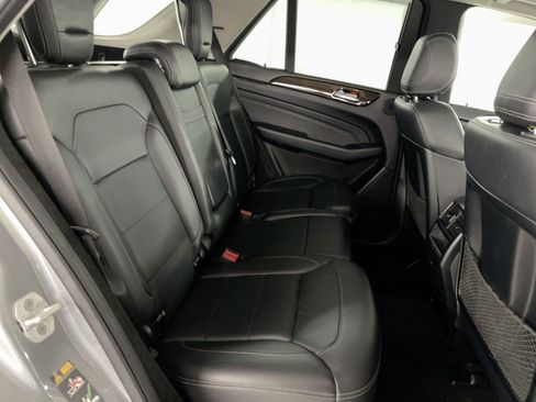 Used 2015 Mercedes-Benz ML 350 2WD image 30