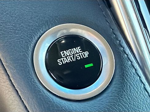 Used 2019 Cadillac Escalade Luxury image 36