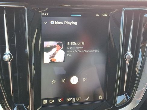 Certified 2025 Volvo V60 B5 Cross Country Ultra image 19