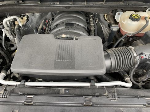 Used 2021 Chevrolet Suburban High Country image 45