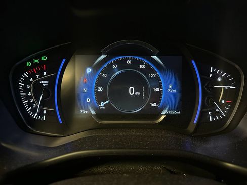 Used 2020 Hyundai Santa Fe Limited AWD/4WD image 10
