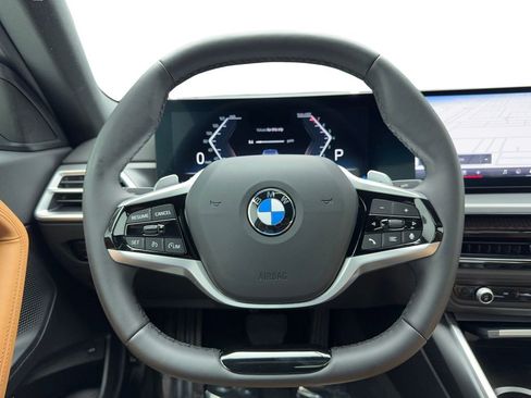 Used 2025 BMW 230i Coupe w/ Premium Package RWD image 19