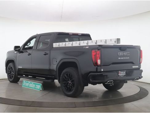 Used 2024 GMC Sierra 1500 Elevation w/ Elevation Premium Package AWD/4WD image 8