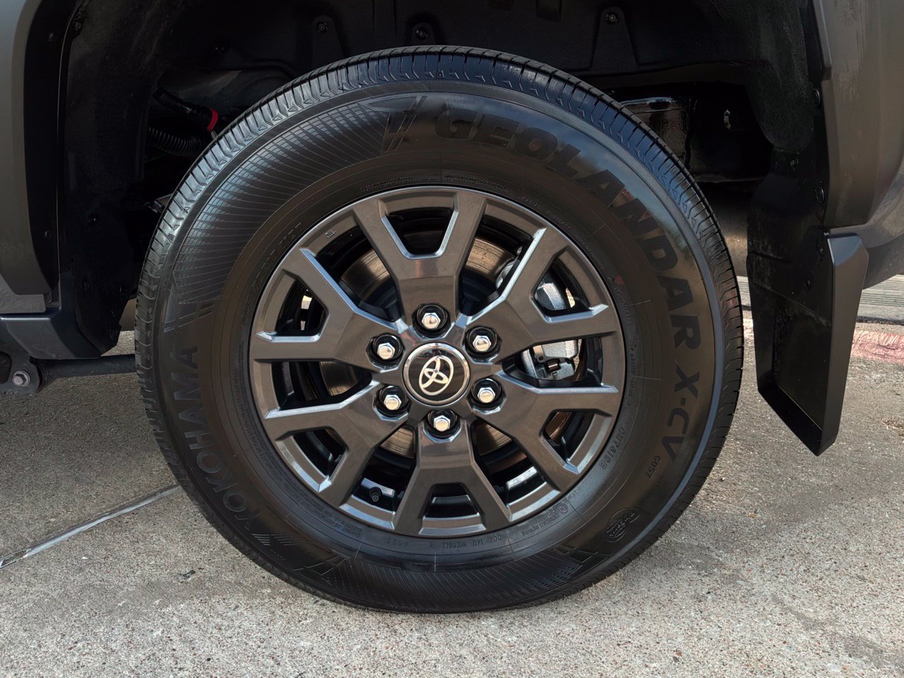 Used 2026 Toyota 4Runner SR5 RWD image 9