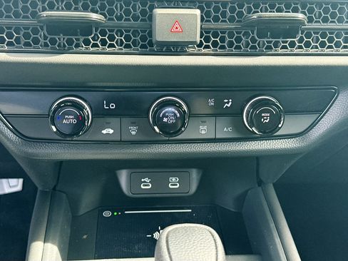 New 2027 Honda HR-V LX image 14