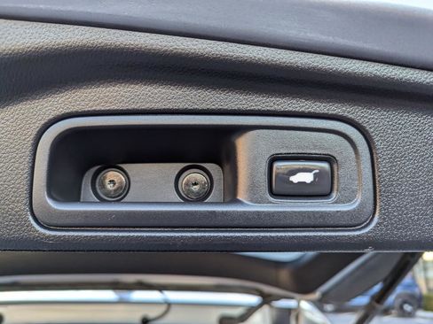Used 2019 Honda Pilot Touring image 61