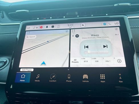 Used 2024 Jeep Grand Cherokee Overland w/ Advanced Protech Group III image 30