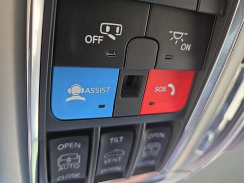 New 2026 Jeep Grand Cherokee Limited w/ Luxury Tech Group II image 21