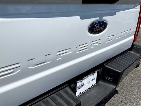 Used 2024 Ford F250 XL w/ XL Chrome Package image 29
