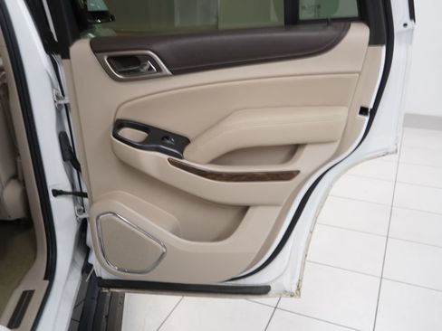 Used 2018 GMC Yukon Denali w/ Open Road Package AWD/4WD image 25