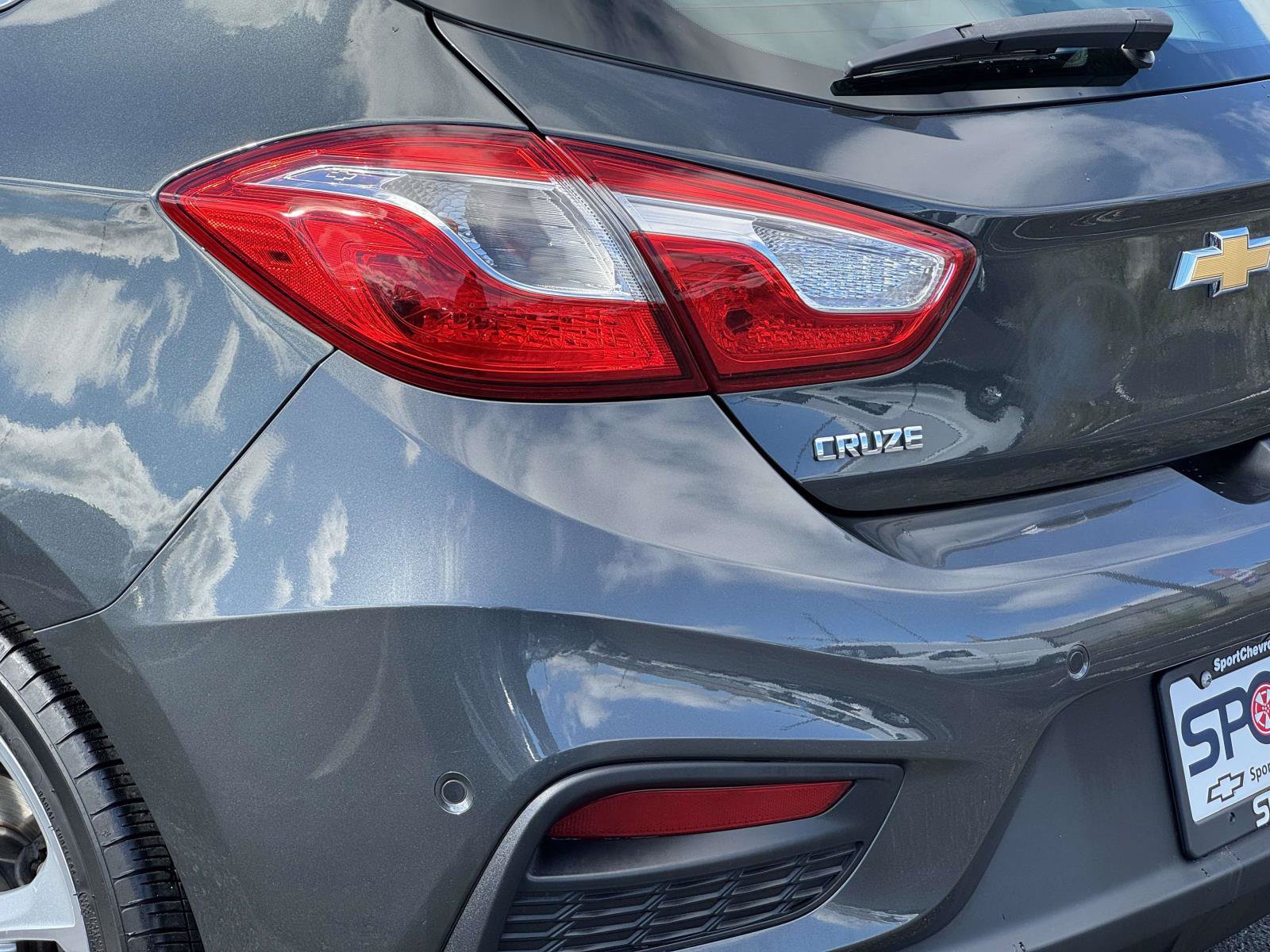 Used 2017 Chevrolet Cruze Premier FWD image 31