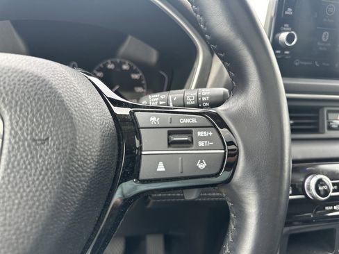 Used 2023 Honda Pilot Touring image 22