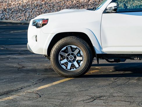 Used 2022 Toyota 4Runner TRD Off-Road Premium image 8