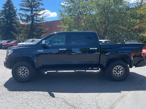 Used 2018 Toyota Tundra Platinum AWD/4WD image 2