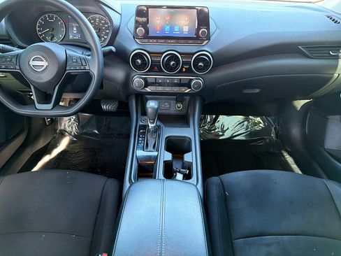 Used 2024 Nissan Sentra S image 17