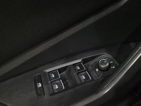 Used 2025 Volkswagen Jetta S FWD image 27