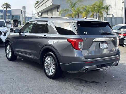 Used 2022 Ford Explorer Limited w/ Hybrid Equipment Group 310A RWD image 5