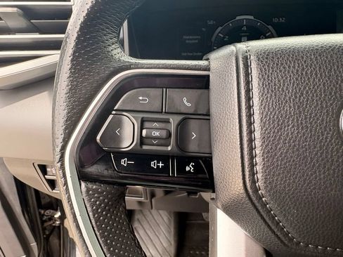 Used 2023 Toyota Tundra Platinum AWD/4WD image 18