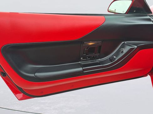 Used 1996 Chevrolet Corvette Convertible image 16