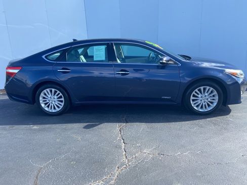 Used 2014 Toyota Avalon Limited image 14
