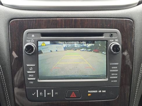 Used 2016 Chevrolet Traverse LT image 36