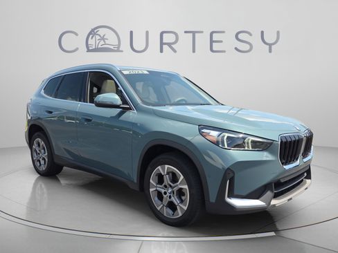 Used 2023 BMW X1 xDrive28i w/ Convenience Package AWD/4WD image 8