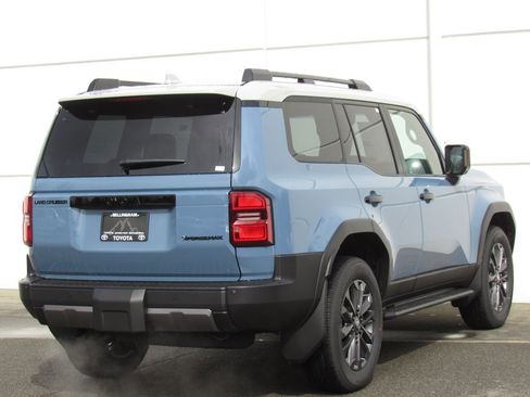 New 2026 Toyota Land Cruiser image 6