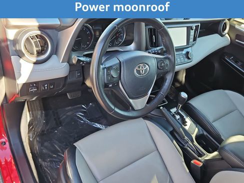 Used 2016 Toyota RAV4 Limited image 12
