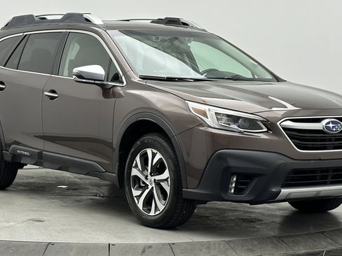 Used 2021 Subaru Outback Touring XT image 3