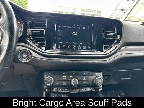 Used 2022 Dodge Durango GT RWD image 29