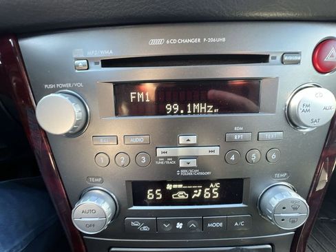 Used 2009 Subaru Outback 2.5XT Limited image 13