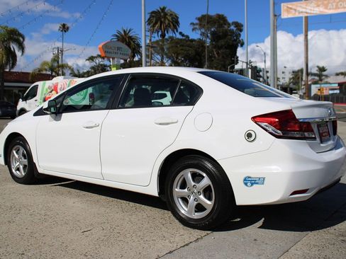 Used 2013 Honda Civic Natural Gas image 4