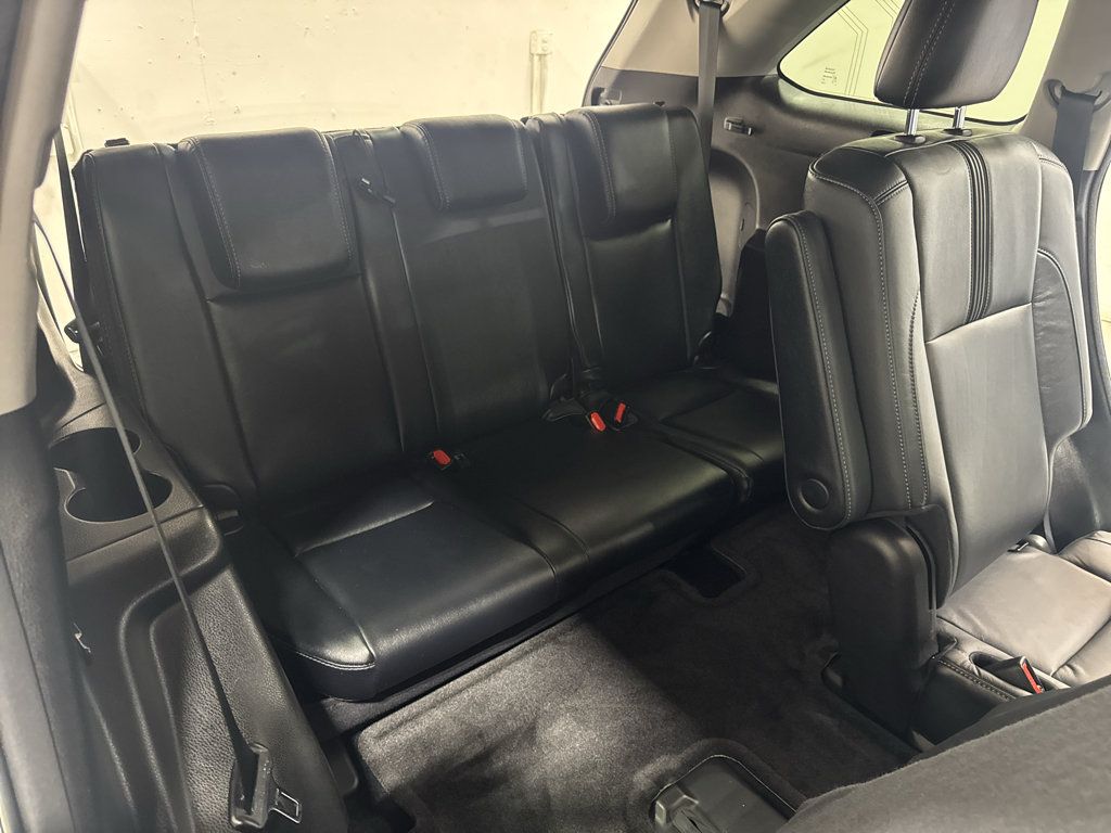 Used 2017 Toyota Highlander SE FWD image 30