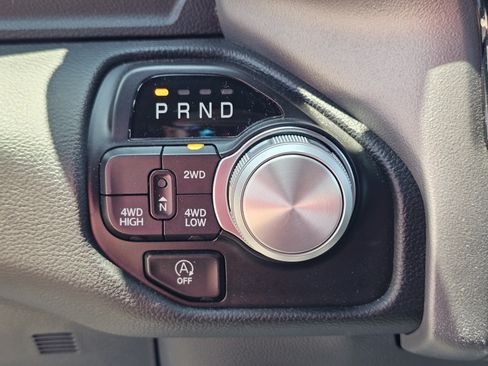 Used 2024 RAM 1500 Laramie AWD/4WD image 26