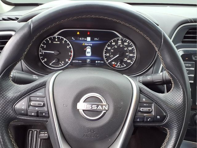 Used 2023 Nissan Maxima SV w/ Floor Mat Group FWD image 11