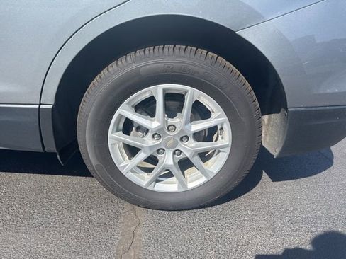 Used 2023 Chevrolet Equinox LT image 24