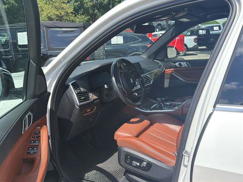 Used 2019 BMW X5 xDrive40i w/ Executive Package AWD/4WD image 4