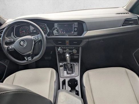 Used 2019 Volkswagen Jetta R-Line image 17