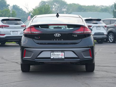 Used 2020 Hyundai Ioniq Blue FWD image 4