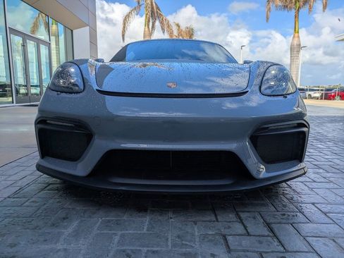 Used 2023 Porsche 718 Cayman GT4 RWD image 10